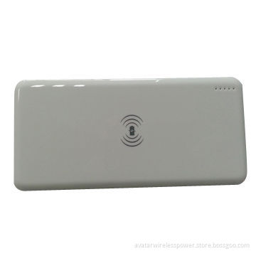 2-in-1 backup battery USB and Qi chargerNew